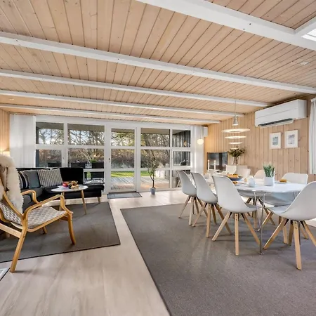 Yuma - 1km From The Sea In Western Jutland By Interhome